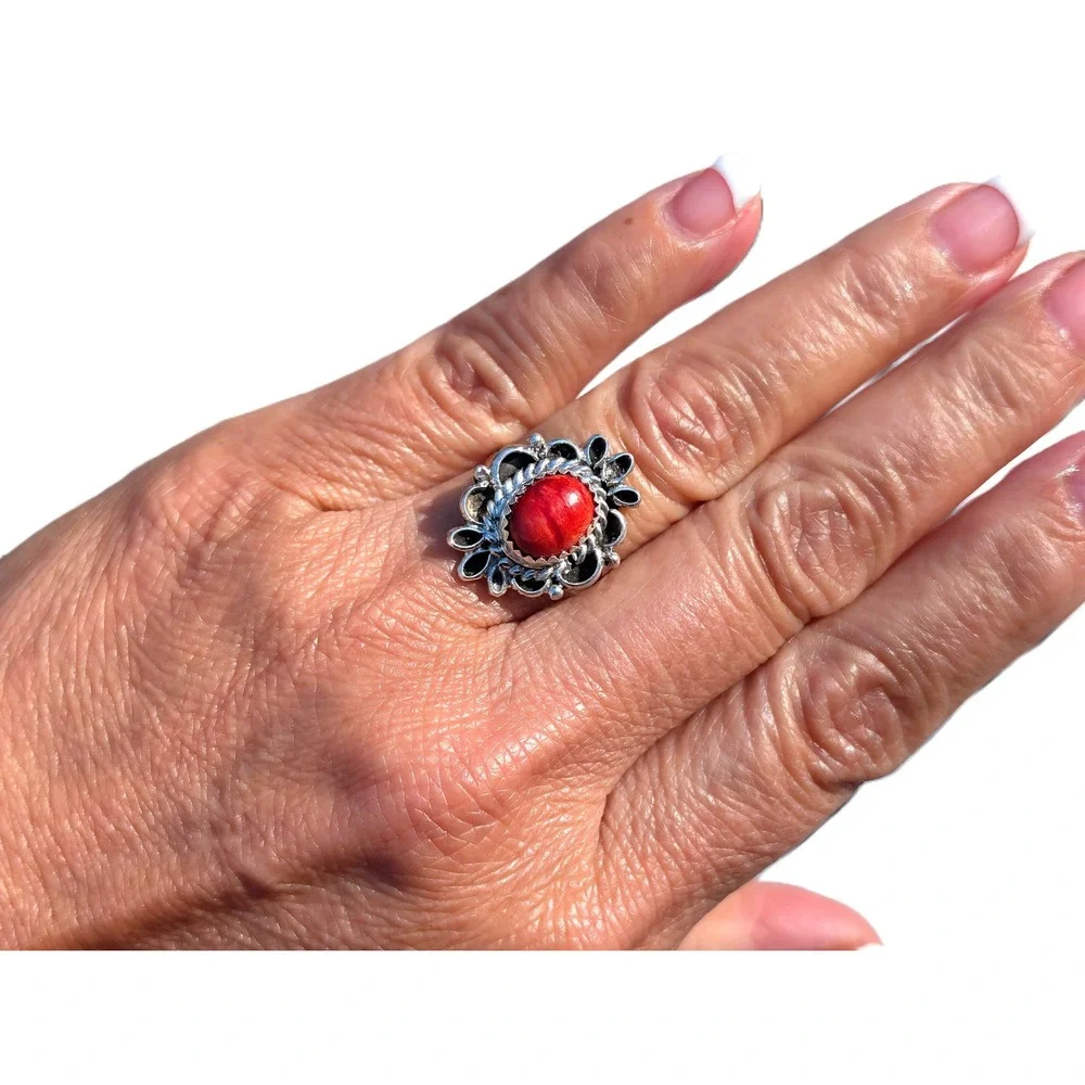 Navajo Red Spiny Oyster Stone Ring Handcrafted Native Am Jewelry Size 7.5US** - Picture 5 of 9